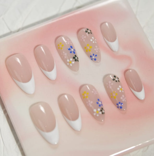 Floral Pure White Press-On Nails