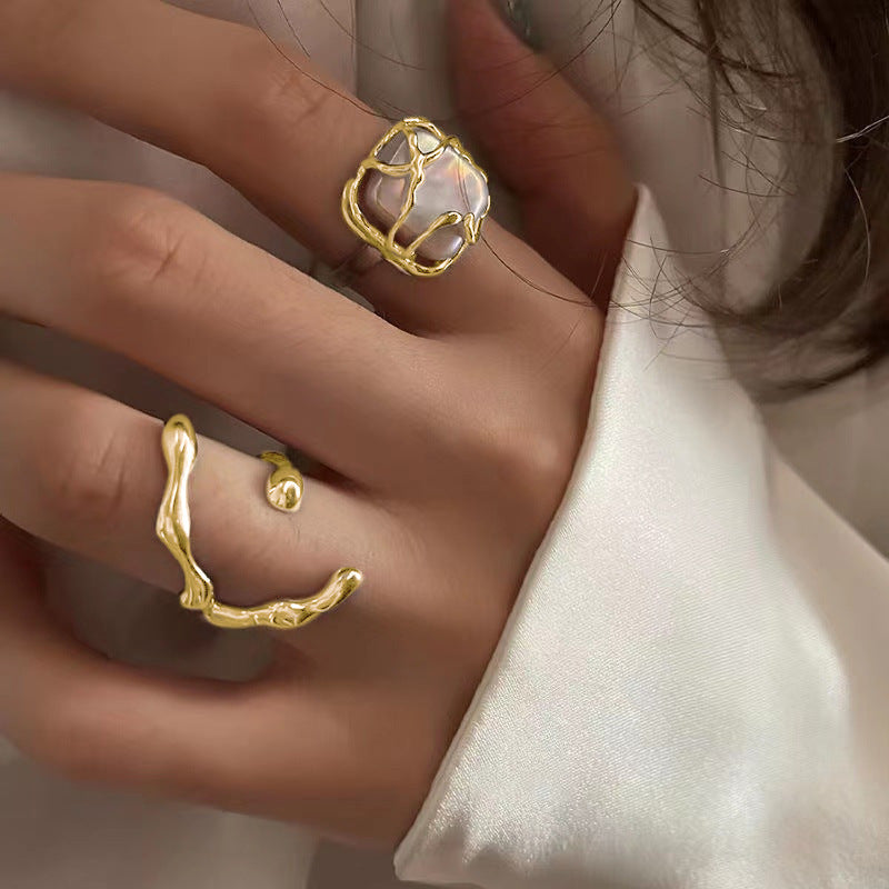 Irregular Moon & Pearl Ring Set