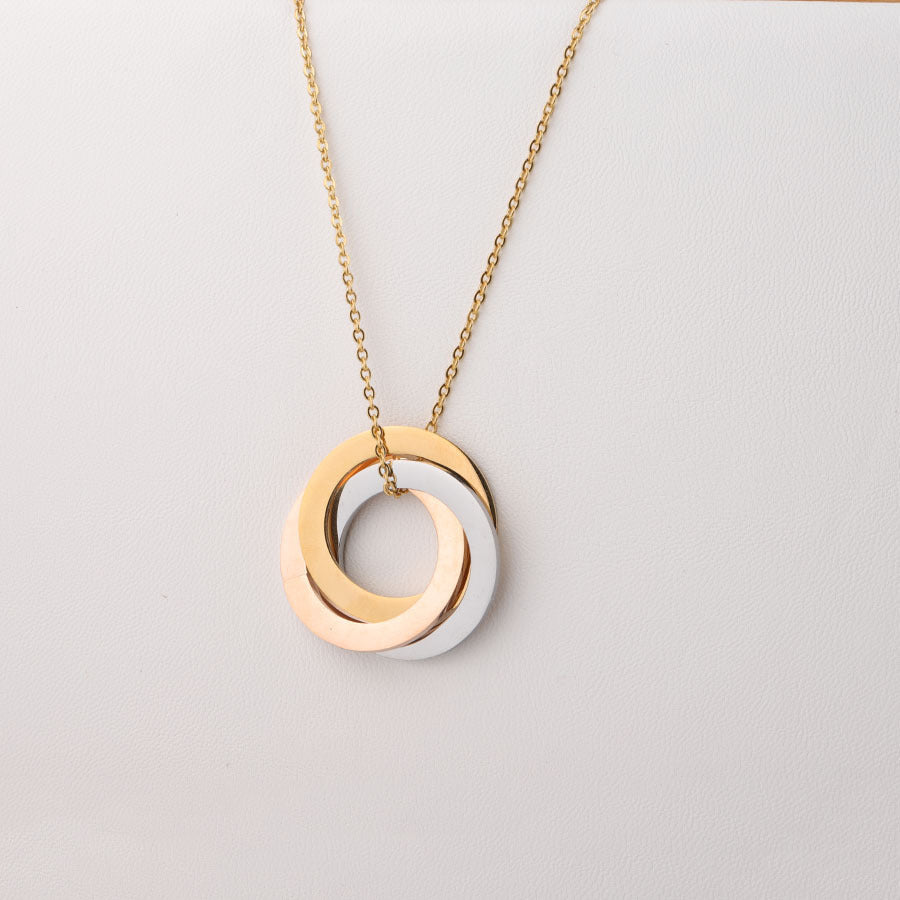 Three Ring Tricolor Name Necklace