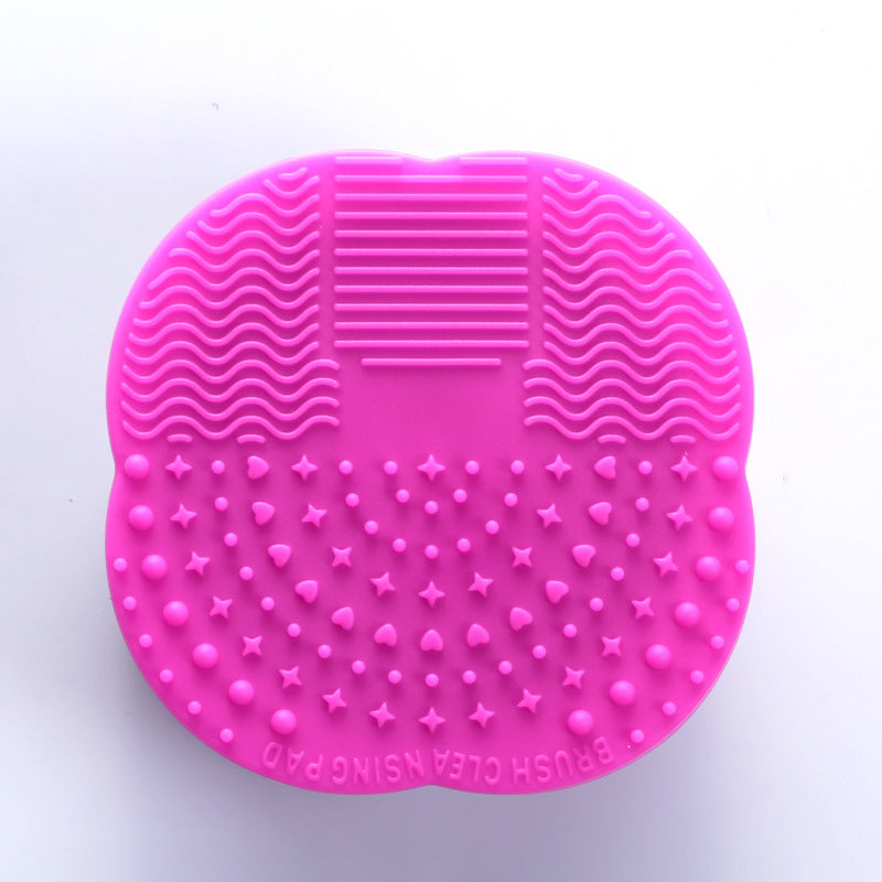 Makeup brush cleaning pad