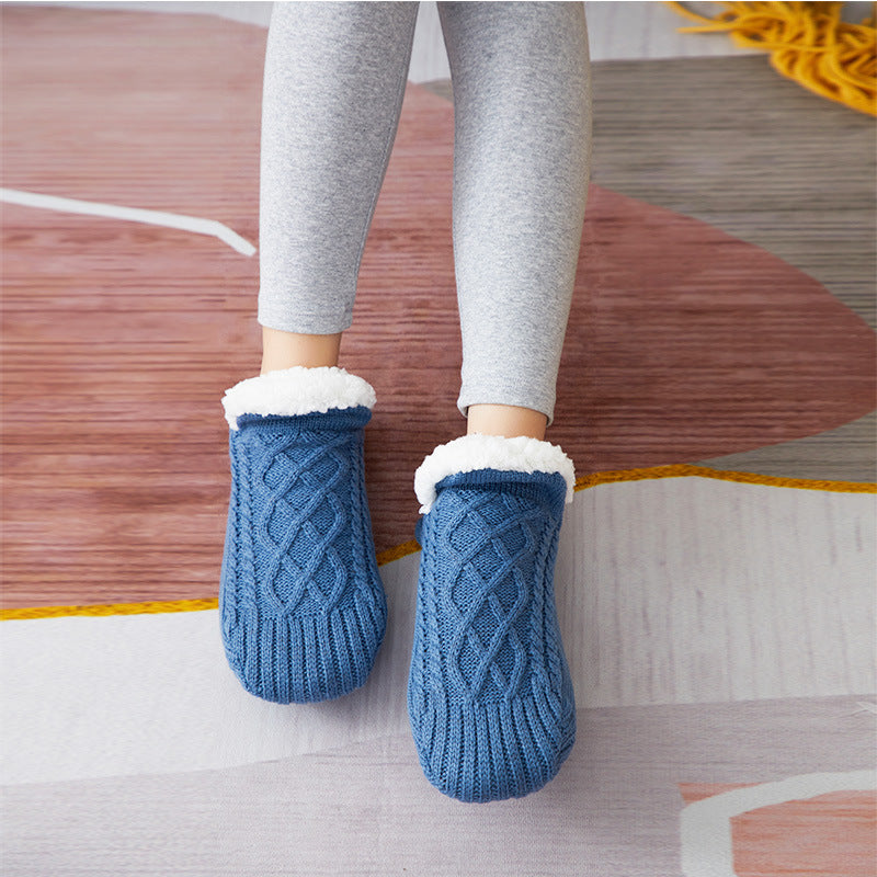 Indoor non slip thermal socks