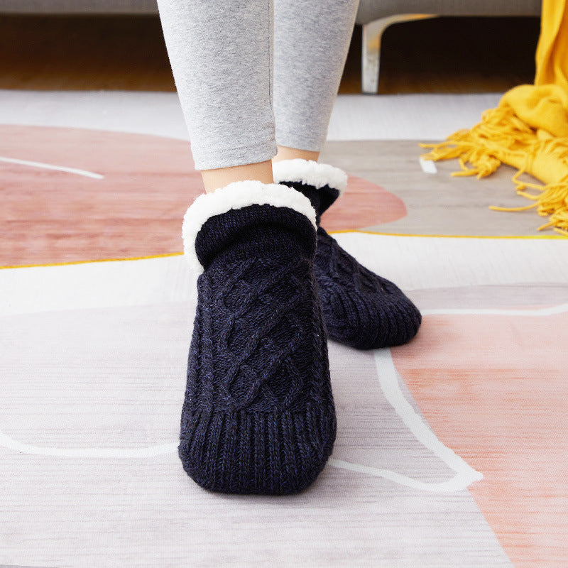 Indoor non slip thermal socks