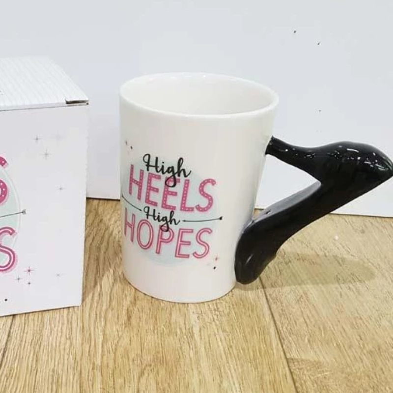 Elegant Fashion & Makeup Lovers Mug