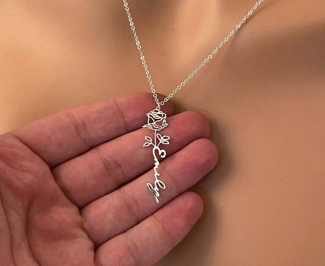 Personalized Birth Flower Necklace